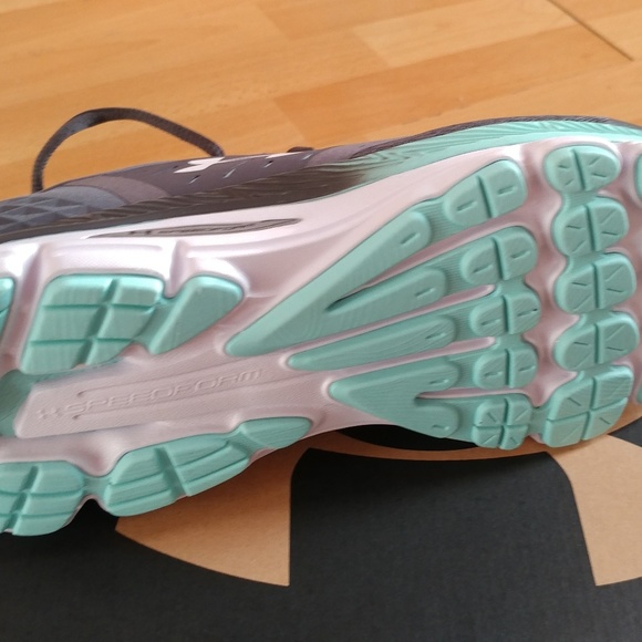 UNDER ARMOUR SPEEDCOMFORT RUNNING SHOES SZ. 11 - Picture 6 of 8